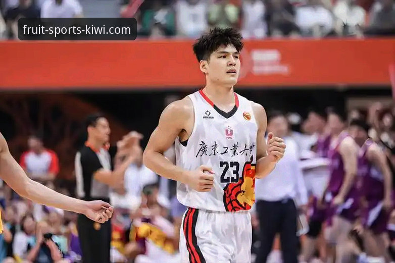 CBA状元回避条款vs临场观赛体验：陈国豪事件与奇异果体育平台观赛指南全面对比